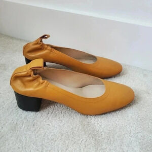 Everlane The Italian Leather Day Heel - honey yellow